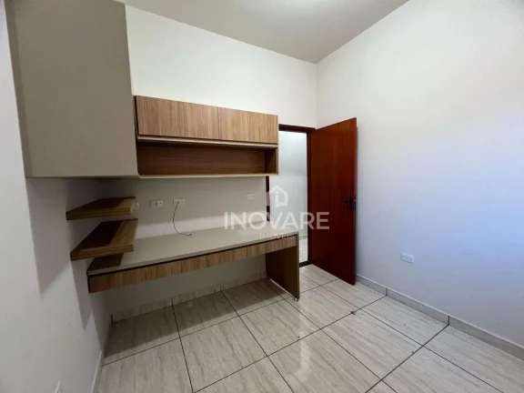 Imagem Casa com 3 dormitórios à venda, 82 m² por R$ 400.000 - Jardim Bandeirantes - Itumbiara/GO