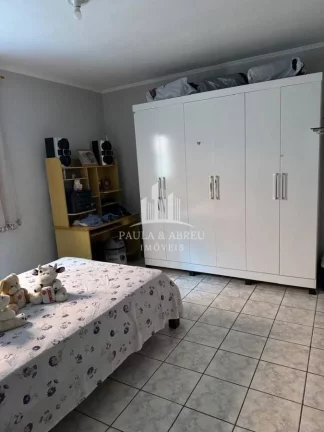 Imagem Sobrado no Campo Verde com 3 Dormitórios e amplo quintal