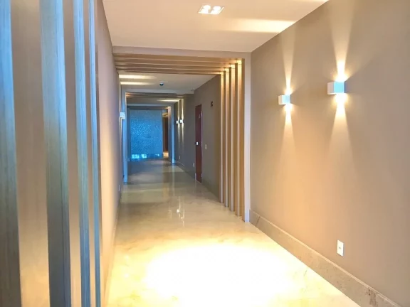 Imagem Apartamento, 04 Suites, 01 Closet, 03 Varandas, 03 Vagas de Garage, Centro, Guarapari - ES