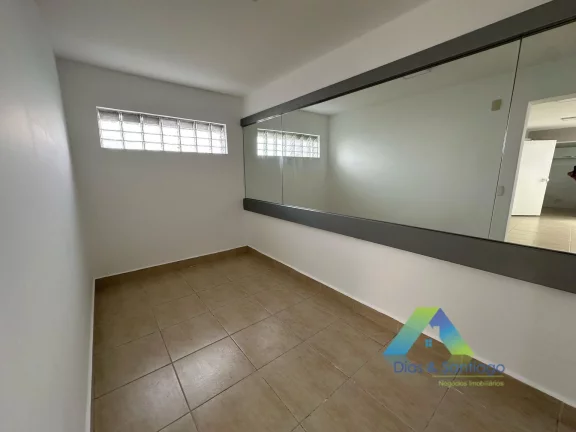 Imagem Prédio Comercial com 5 andares em Vila das Mercês, São Paulo/SP