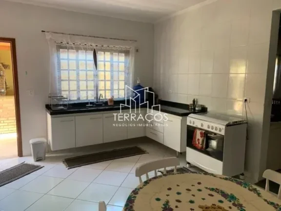 Imagem CASA COM 5 SUÍTE NA CHÁCARAS FERNÃO DIAS PRÓXIMA DE ESCOLA, PONTOS DE ÔNIBUS E MERCADOS.- ATIBAIA