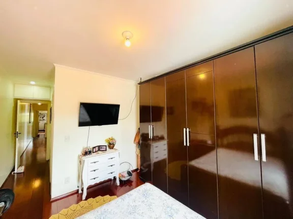 Imagem Casa Vila da Saúde - 168M², 4 Dorms, 2 Suítes, 4 Vagas.