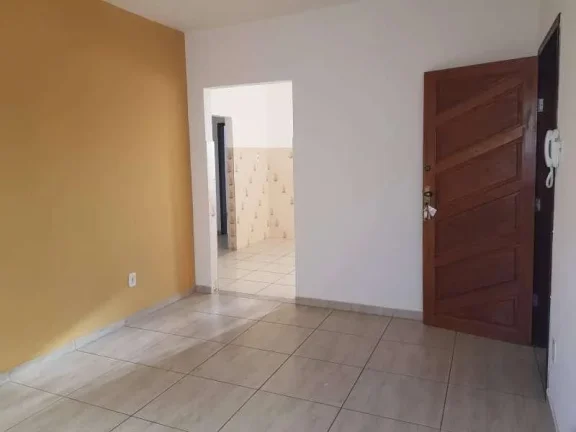 Imagem Confortável Apartamento de Três Quartos com Suíte e Garagem para Um Carro