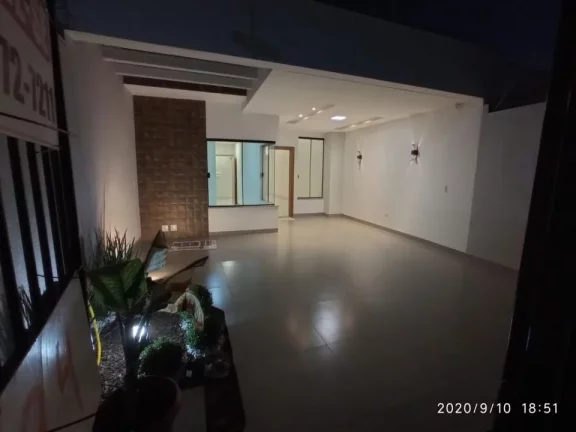 Imagem Casa para Venda em Maringá, Jardim Fregadoli, 3 dormitórios, 1 suíte, 1 banheiro