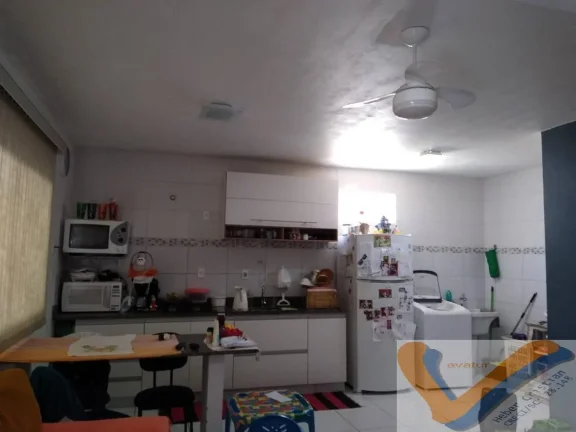 Imagem Casa-Sobrado, 2 pavimentos, por ótimo preço