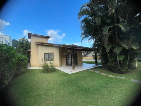 Imagem Casa em Condomínio para Venda em Ubatuba / SP no bairro Horto Florestal