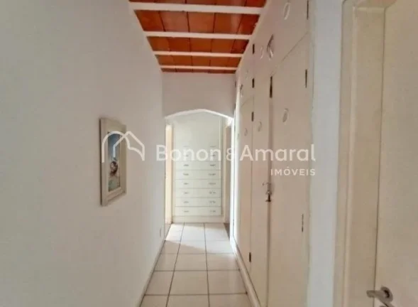 Imagem Encantadora residência em condomínio fechado no Residencial Clube de Campo, com 1.270 m² de terre...