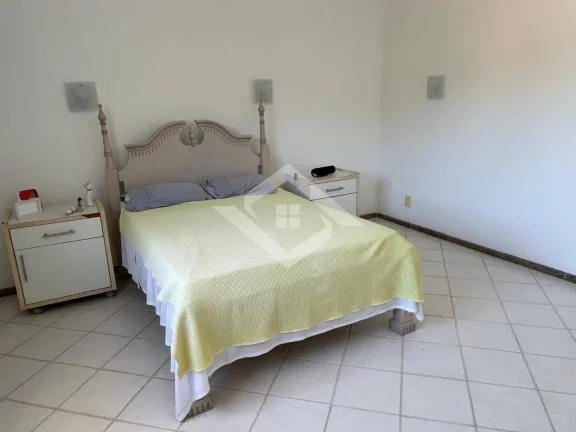 Imagem OPORTUNIDADE! 950 mil - Casarão - 4 Quartos, 612 m², Condomínio – V.Grande