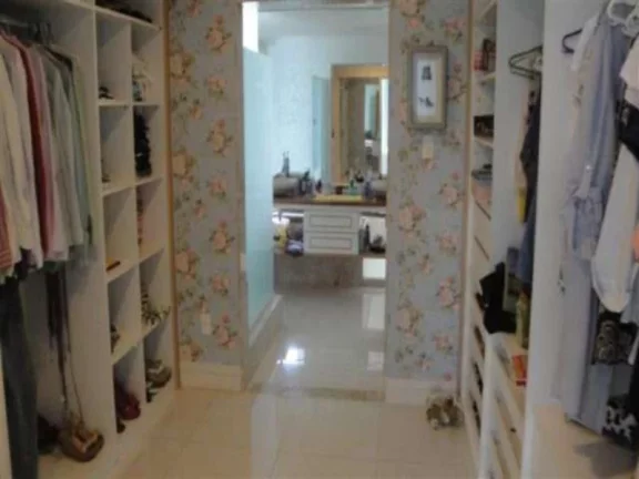 Imagem A 5ª Avenida Imóveis selecionou essa charmosa casa em Alphaville Salvador I, 4 suítes com 596m² de área construída: por R$4.990.000,00