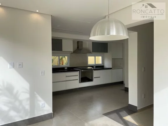 Imagem Casa de condomínio com 4 quartos, 388m2, à venda