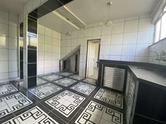 Imagem Casa Antiga com Alma e Charme no Coração de Barbacena!