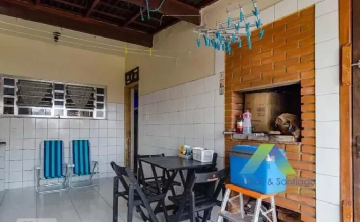 Imagem MIRANDÓPOLIS Lindo Sobrado 200 metros, 3 dormitórios, 1 suíte, 4 vagas espaço gourmet com churrasqueira ótima localização e valor !!!