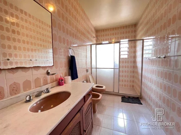 Imagem Casa com 9 dormitórios à venda, 760 m² por R$ 1.590.000,00 - Fazenda Suiça - Teresópolis/RJ