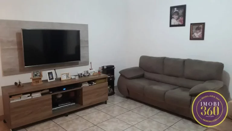 Imagem Casa com 3 Quartos e 2 banheiros à Venda, 80 m² por R$ 470.000,00.