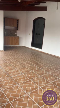 Imagem LINDO SOBRADO COM VAGA PARA 3 VEÍCULOS, NO PQ CRUZEIRO DO SUL