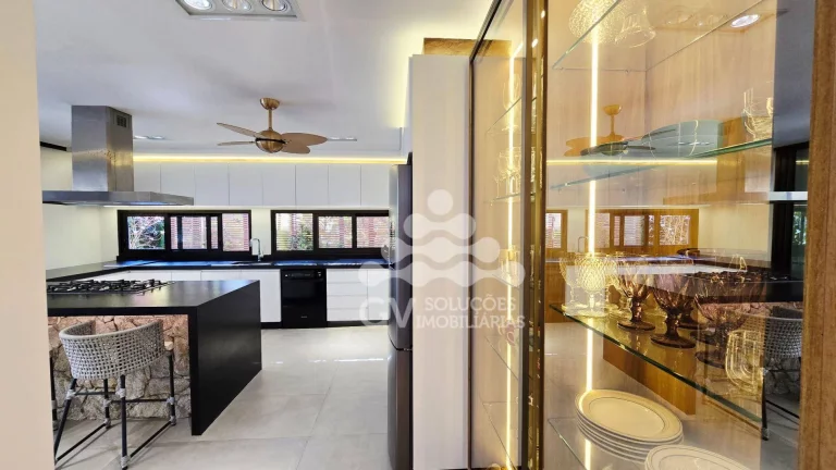 Imagem Casa com 6 quartos à venda, por R$ 11.500.000 - Condomínio Ponta das Toninhas - Ubatuba/SP