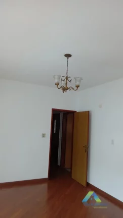 Imagem Casa à venda no bairro Vila Eldízia - Santo André/SP