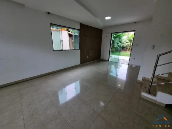 Imagem Casa Duplex com 3 Suítes à Venda na Praia do Morro Guarapari-ES