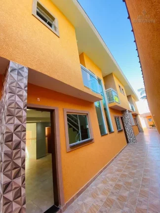 Imagem Sobrado em condominio fechado no Cibratel II em Itanhaém!