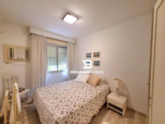 Imagem PITANGUEIRAS- UMA QUADRA DA PRAIA , LOCALIZAÇÃO ESPETACULAR , GARAGEM NO PRÉDIO .