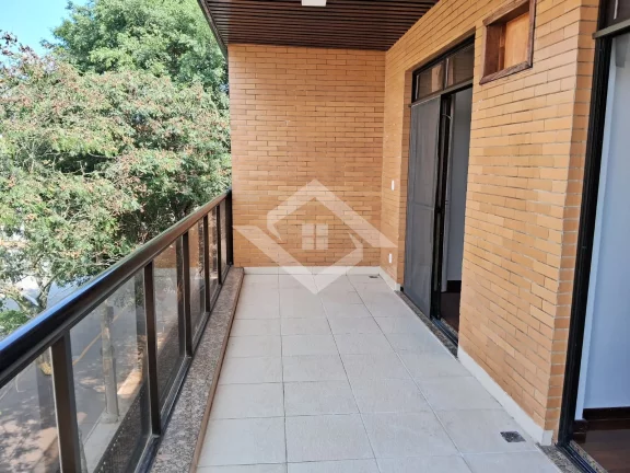 Imagem Apartamento com Vista Livre e Sol da Manhã em Localização Privilegiada!