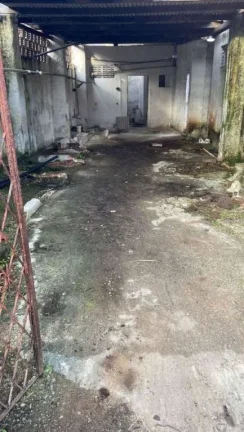 Imagem Casa com 5 quartos, Galpões, terreno e estacionamento com 600.00m2