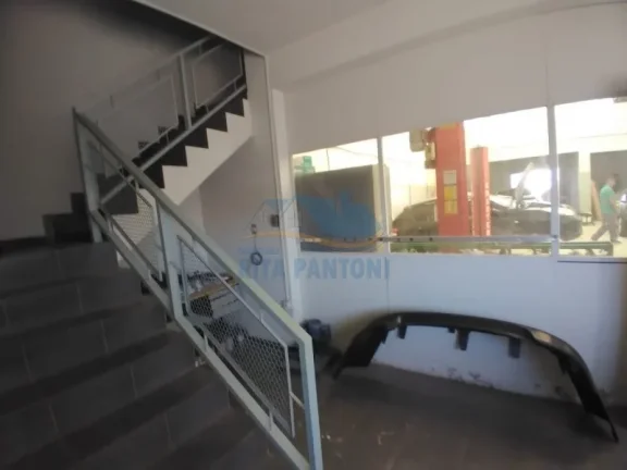 Imagem Galpão Comercial - Ribeirão Preto - Jardim Antártica - Região Oeste