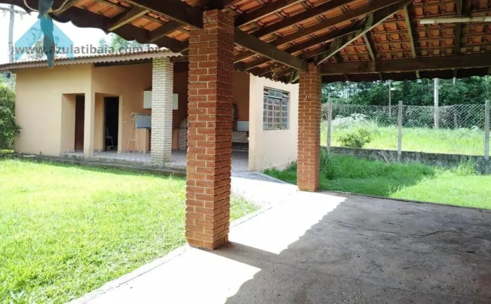 Imagem Chácara com casa e área gourmet à venda em Atibaia