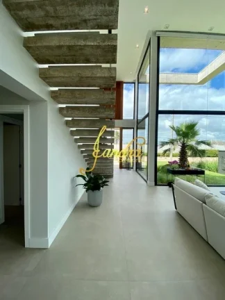 Imagem Sobrado mobiliado e decorado, beira Lago no Sense