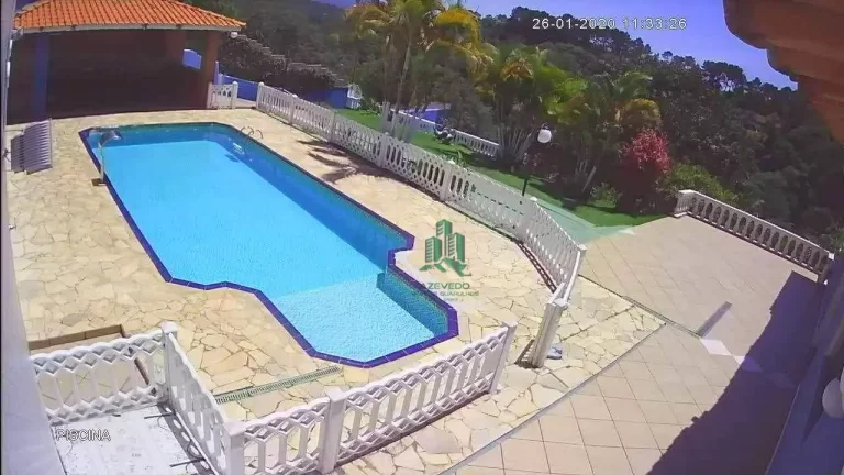 Imagem Chácara com 2 dormitórios à venda, 2000 m² por R$ 800.000,00 - Centro - Arujá/SP