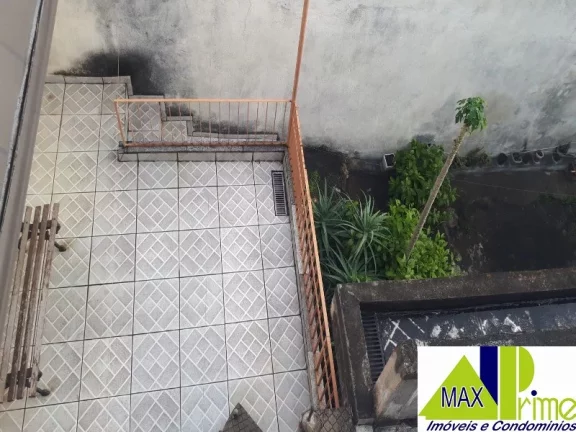 Imagem TERRENO COM 03 CASAS E 01 SALÃO COMERCIAL.