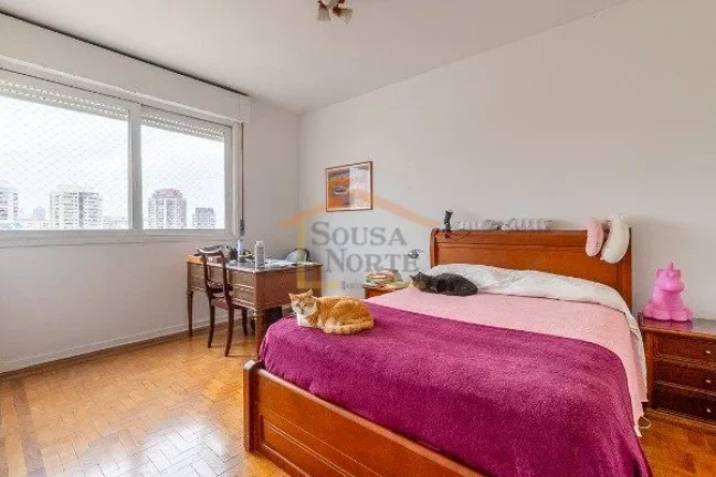 Imagem Apartamento de 155 m², com 3 dormitórios e ótima distribuição dos ambientes, 2 banheiros, sala ...