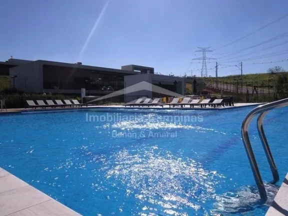 Imagem Em um dos condomínios mais cobiçados da região, este terreno oferece mais de 500m² com leve decl...