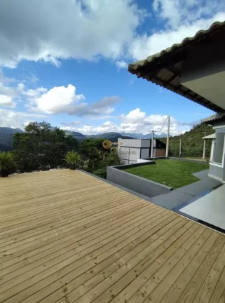 Imagem Casa em Condomínio para Venda em Teresópolis / RJ no bairro Albuquerque