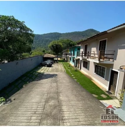 Imagem Casa Duplex em Condomínio no Recanto de Itaipuaçu