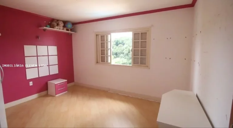 Imagem Sobrado para Venda em Poá / SP no bairro Jardim Fonte Áurea