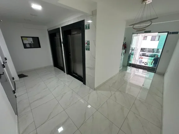 Imagem Apartamento à venda na Aviação em Praia Grande-SP: 2 quartos, 1 suíte, 2 banheiros, 77,00 m² de área.