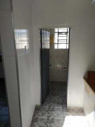 Imagem Sobrado para Venda por R$800.000,00 com 250m², 3 dormitórios, 2 vagas e 4 banheiros - Itaquera, São paulo / SP - Cód. BDI35613