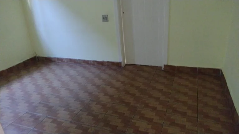 Imagem CASA TERREA COM EDICULA E TARRAÇO RENDA EXTRA