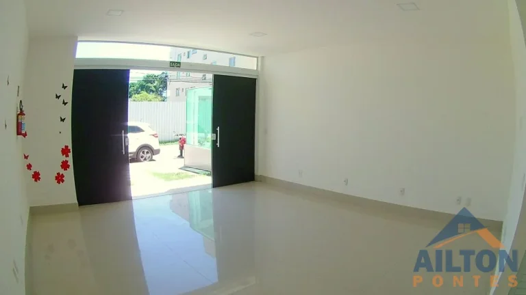 Imagem Loja Comercial à Venda na Quadra do Mar na Praia do Morro - Guarapari/ES
