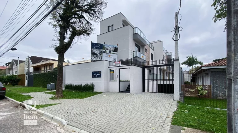 Imagem Lindo sobrado alto padrão 179 m², 3 quartos sendo uma suíte, terraço à venda por R$ 1.115.000 - Guabirotuba - Curitiba/PR