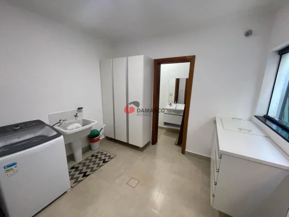 Imagem Sobrado à venda 3 Quartos, 1 Suite, 5 Vagas, Jardim São Caetano, São Caetano do Sul - SP