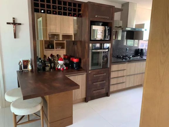Imagem Apartamento Mobiliado à Venda,122m2, 3 Suítes, 3 Vagas, Agronômica, Florianópolis/SC