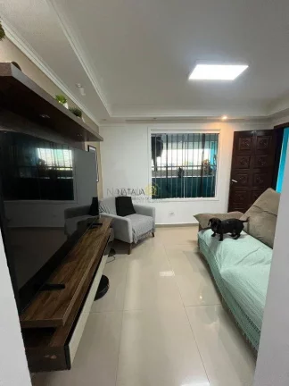 Imagem Sobrado com 3 Quartos e 2 banheiros à Venda, 120 m por R$ 425.000