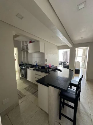 Imagem Apartamento com 2 dormitórios à venda, 90 m² por R$ 850.000,00 - Gonzaga - Santos/SP