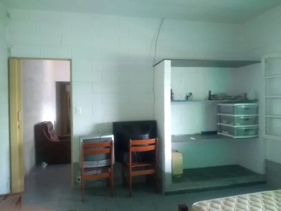 Imagem Casa para Venda em Itanhaém, Jardim Regina, 2 dormitórios, 2 banheiros, 3 vagas