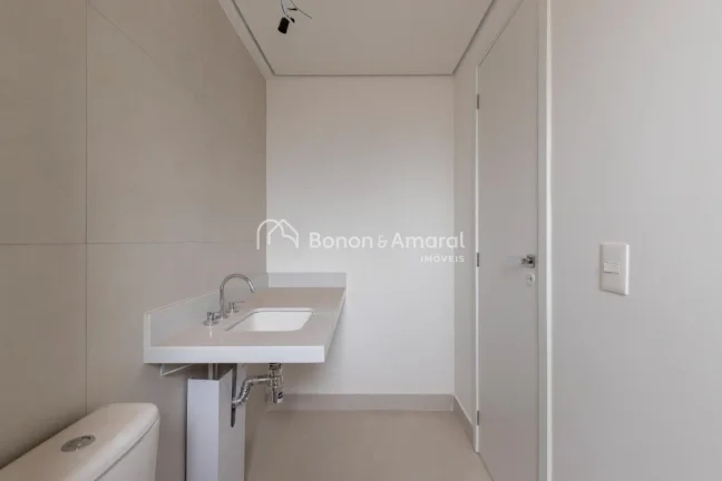 Imagem Apartamento pronto para receber o acabamento do seu jeito.

Com planta versátil e bem distribuída,...