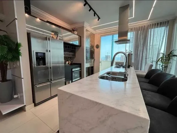 Imagem Cobertura duplex mobiliada e decorada vista mar com 4 suítes e 1 vaga em Meia Praia Itapema