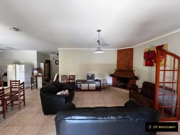 Imagem Linda Chácara fazendo Fundo pra Represa em Piracaia- 2.500m² por R$950 mil!