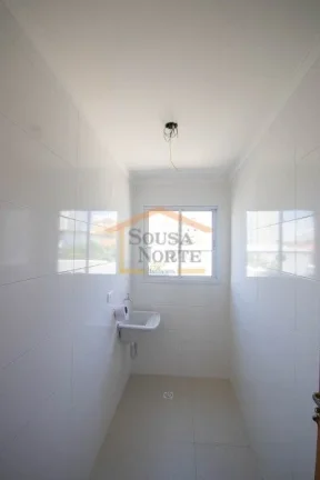 Imagem Apartamento amplo, 2 dormitórios, 1 banheiro, sala dois ambientes, cozinha com gabinete embutido e ...
